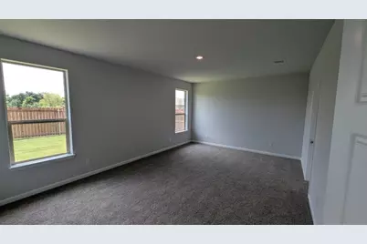 1000 Traction Trail, Cleburne, TX 76031 - Photo 5