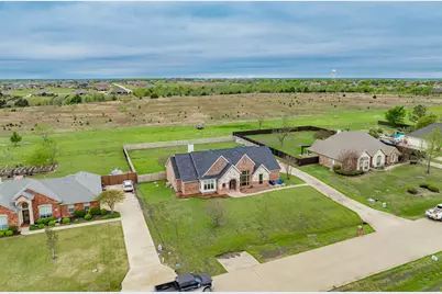 12155 Saint Patricks Drive, Talty, TX 75126 - Photo 29