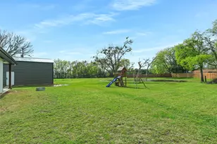 1501 Business Hwy 121, Trenton, TX 75490 - Photo 23