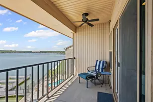 401 E Pearl St, Granbury, TX 76048 - Photo 5