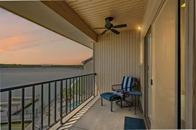 401 E Pearl Street #2306, Granbury, TX 76048 - Photo 3