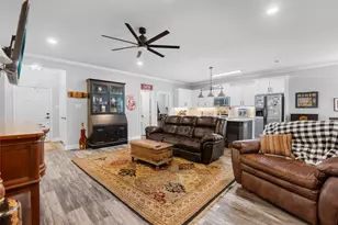 8908 Kiowa Dr, Greenville, TX 75402 - Photo 9