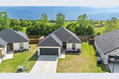 8908 Kiowa Drive, Greenville, TX 75402 - Photo 3