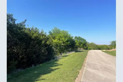 7100 Royal Birkdale Drive, Cleburne, TX 76033 - Photo 3