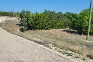 2073 Hidden Oaks Trl, Glen Rose, TX 76690 - Photo 9