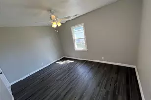 2912 W Elm St, Denison, TX 75020 - Photo 9