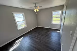 2912 W Elm St, Denison, TX 75020 - Photo 7