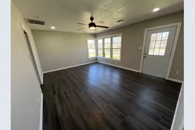 2912 W Elm Street, Denison, TX 75020 - Photo 3