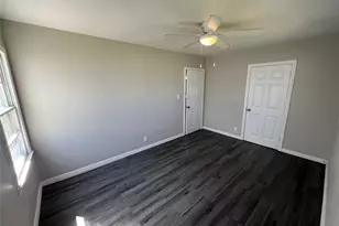 2912 W Elm St, Denison, TX 75020 - Photo 11