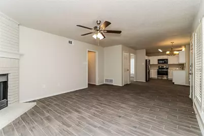 2321 Cromwell Drive, Arlington, TX 76018 - Photo 9