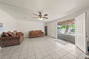 1001 N 57 Th St, Waco, TX 76710 - Photo 7