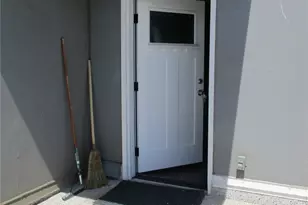 406 N Carrier Pkwy, Grand Prairie, TX 75050 - Photo 13