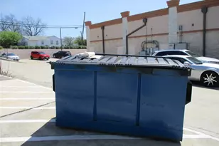 406 N Carrier Pkwy, Grand Prairie, TX 75050 - Photo 17