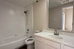 7126 Holly Hill Dr, Dallas, TX 75231 - Photo 3