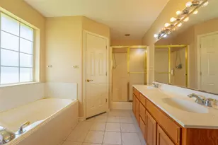 604 N Cherry St, Aubrey, TX 76227 - Photo 13