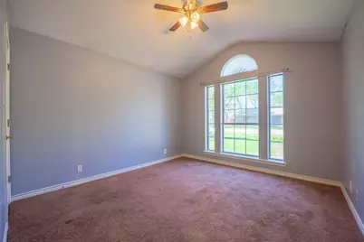 604 N Cherry Street, Aubrey, TX 76227 - Photo 5