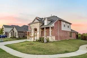 11221 Camelot Ct, Aubrey, TX 76227 - Photo 3