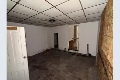 709 W Navasota Street, Groesbeck, TX 76642 - Photo 9