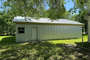 709 W Navasota St, Groesbeck, TX 76642 - Photo 5