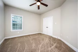 4211 Creek Bend Ct, Corinth, TX 76208 - Photo 19