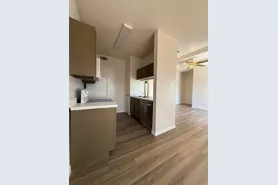 7126 Holly Hill Drive #304, Dallas, TX 75231 - Photo 5