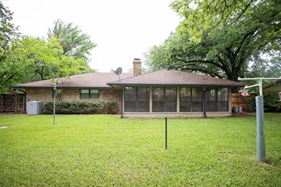 1305 Cliff Drive, Graham, TX 76450 - Photo 29