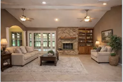 1305 Cliff Drive, Graham, TX 76450 - Photo 5