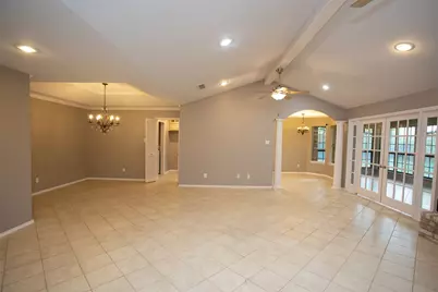 1305 Cliff Drive, Graham, TX 76450 - Photo 9