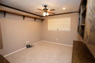 1305 Cliff Dr, Graham, TX 76450 - Photo 19