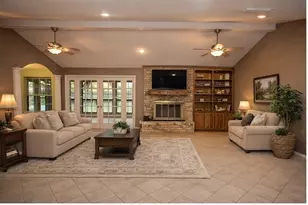 1305 Cliff Dr, Graham, TX 76450 - Photo 13