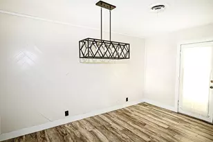 1209 Pebble St, Bowie, TX 76230 - Photo 11