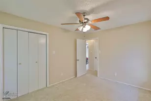 721 Mistletoe St, Breckenridge, TX 76424 - Photo 19