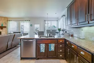 270 Brookdale Dr, Midlothian, TX 76065 - Photo 9