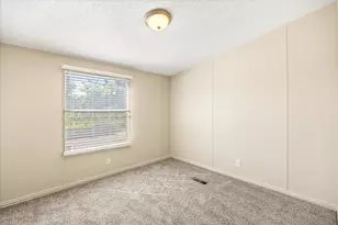 3520 Evergreen Dr, Granbury, TX 76048 - Photo 9