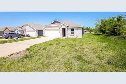 433 Shorty Street, Mabank, TX 75147 - Photo 3