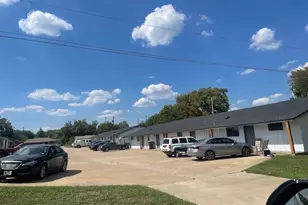 202 S Broadway St, Bells, TX 75414 - Photo 11