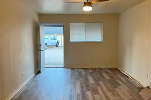 202 S Broadway St, Bells, TX 75414 - Photo 3