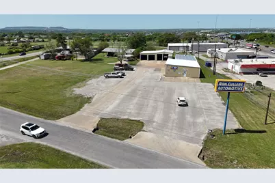 200 Western Hills, Granbury, TX 76049 - Photo 3