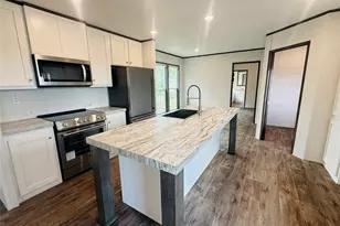 3425 Evergreen Dr, Granbury, TX 76048 - Photo 7