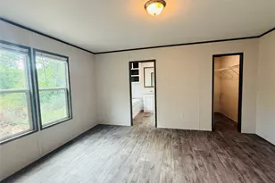 3425 Evergreen Dr, Granbury, TX 76048 - Photo 11