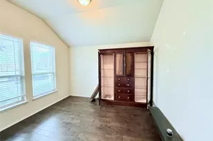 924 Blue Quail Run, Glenn Heights, TX 75154 - Photo 15