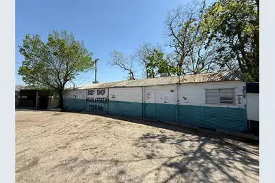 1402 Fort Worth Avenue, Dallas, TX 75208 - Photo 1