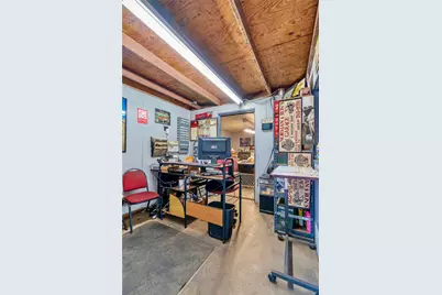 450 E Kaufman Street, Paris, TX 75460 - Photo 9