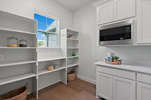 729 Kincannon, Rhome, TX 76078 - Photo 17