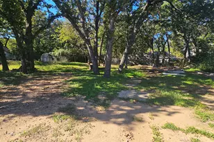 2621 N Locust St, Denton, TX 76209 - Photo 25