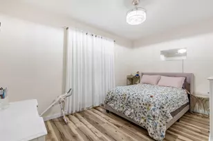 4404 Cluster Oak Ct, Granbury, TX 76049 - Photo 27