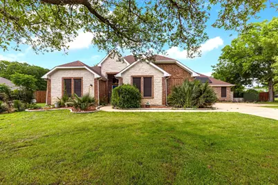 4404 Cluster Oak Court, Granbury, TX 76049 - Photo 3