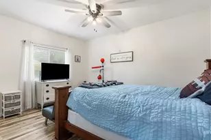 4404 Cluster Oak Ct, Granbury, TX 76049 - Photo 31