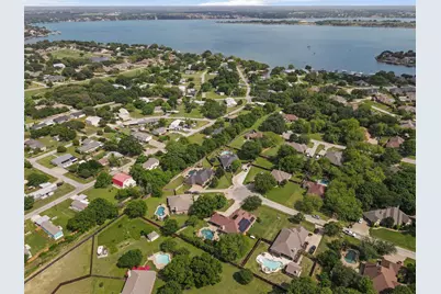 4404 Cluster Oak Court, Granbury, TX 76049 - Photo 37