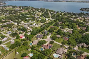 4404 Cluster Oak Ct, Granbury, TX 76049 - Photo 37